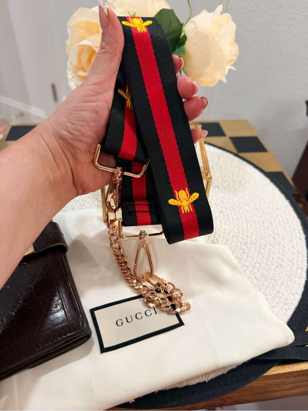 Gucci Signoria Continental Wallet in Guccissima leather | Bee Pattern Strap/-Bag - Picture 15 of 17